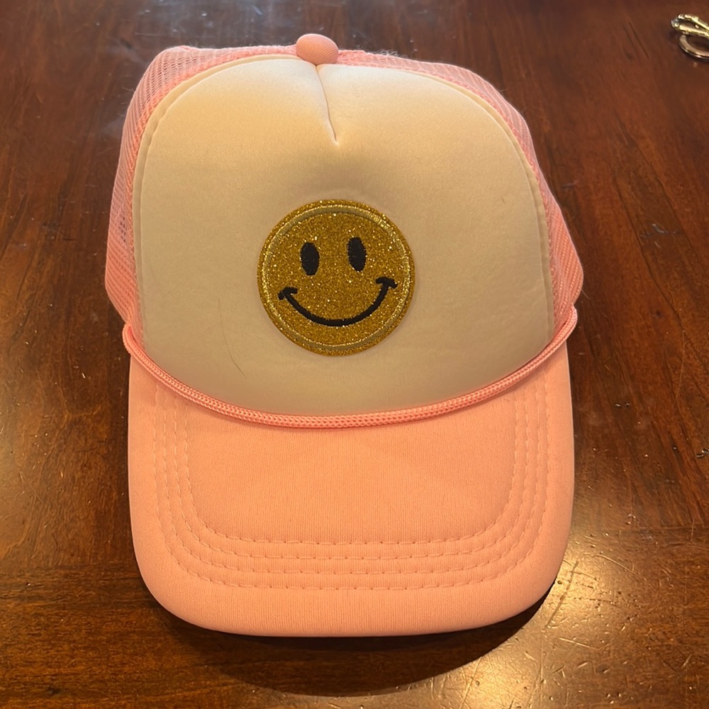Smiley face trucker hat